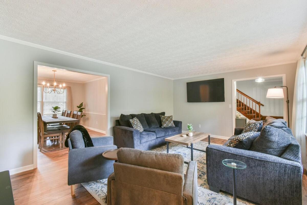 Cozy Home With Arcade, Ping Pong & Fenced Backyard Lawrenceville Buitenkant foto